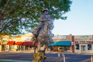 Photo from the Tribune Archives / Hashknife statue in downtown Holbrook.