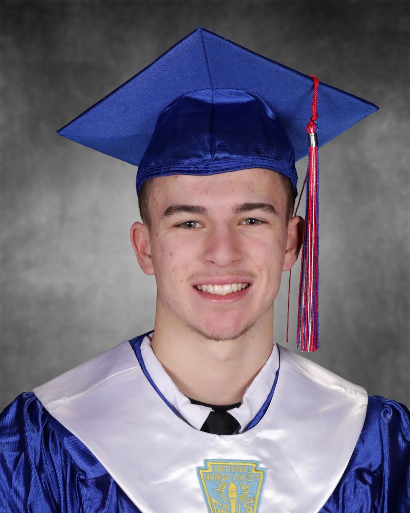 Everett Pack has been announced as valedictorian and Jaycee Greer as salutatorian for the Holbrook High School Class of 2026.