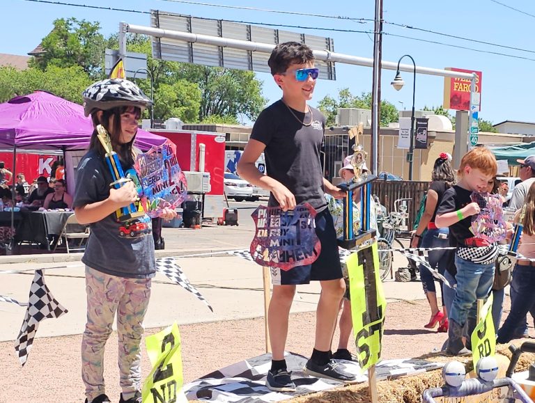 In the 12V heat, Carter Dixon (center) took first, Ellyson Hovey (left) was second and Justin Kurtz (right) was third.