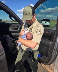 On Saturday, Navajo County Sheriff's Office deputies received an ATL regarding the abduction of an 11-day-old infant from Surprise. Deputies quickly located the suspect vehicle near Winslow and safely recovered the baby. The infant was transported to a medical facility as a precaution and is awaiting reunification with his mother.