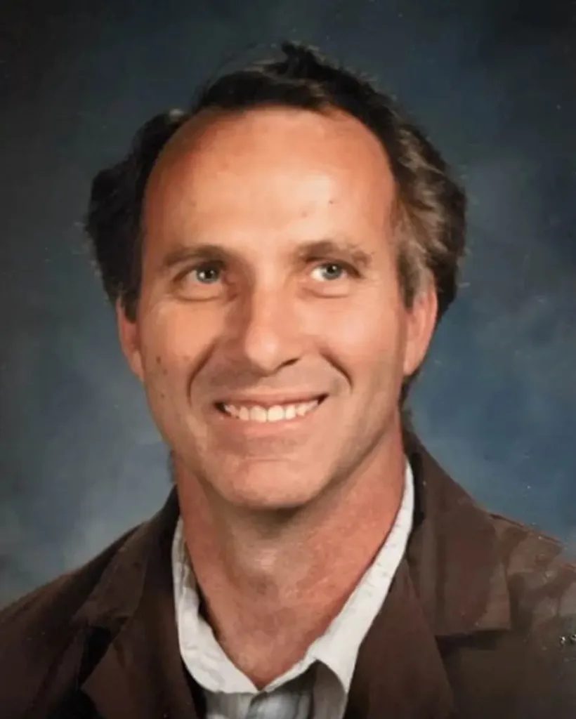 Obit Pack Vernon