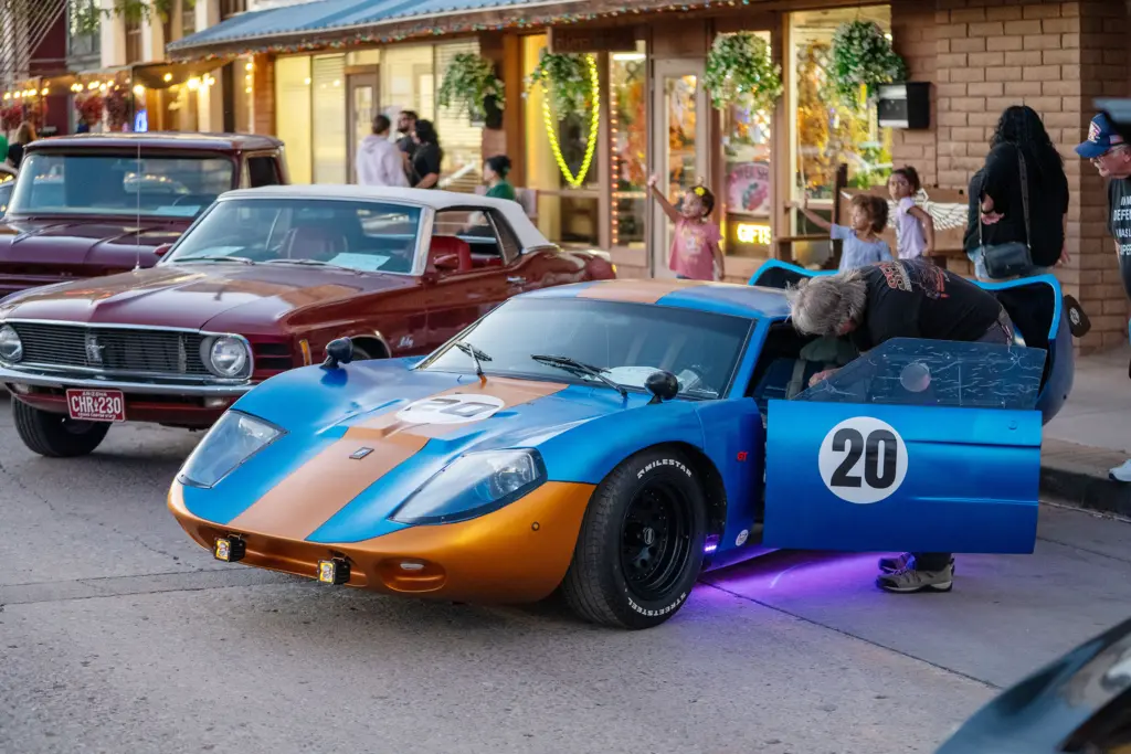 Photos by Shawn White Classic and custom cars fill the streets of downtown Winslow during the Just Cruis’n Car Show. More than 100 entries took over downtown for the annual event Oct. 2 and 3.
