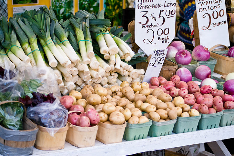 farmers market