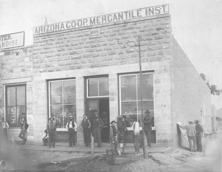 Historic pic Holbrook Arizona co op