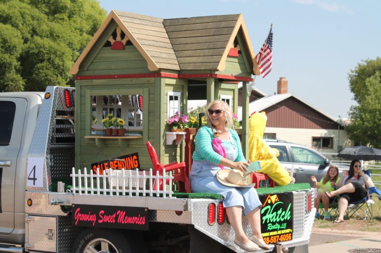 Hatch Realty earned the Corny! Award.