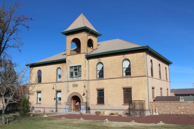 Photo by Toni Gibbons Built in 1898, the Historic Navajo County Courthouse has seen 119 years of history come and go. It is estimated that during the summer months, more than 1,000 visitors stop by weekly.