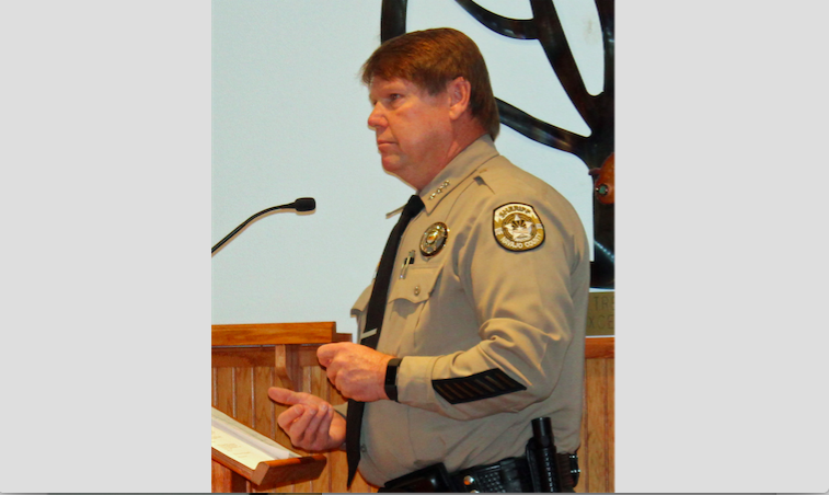 Photo by Toni GibbonsNavajo County Sheriff’s Office Chief Deputy Randy Moffitt does a presentation on the License Plate Recognition cameras at the Feb. 13 meeting of the Navajo County Board of Supervisors.