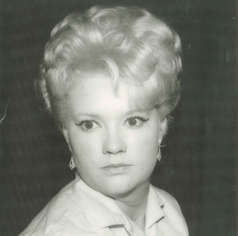 Obit Dinius Nellie