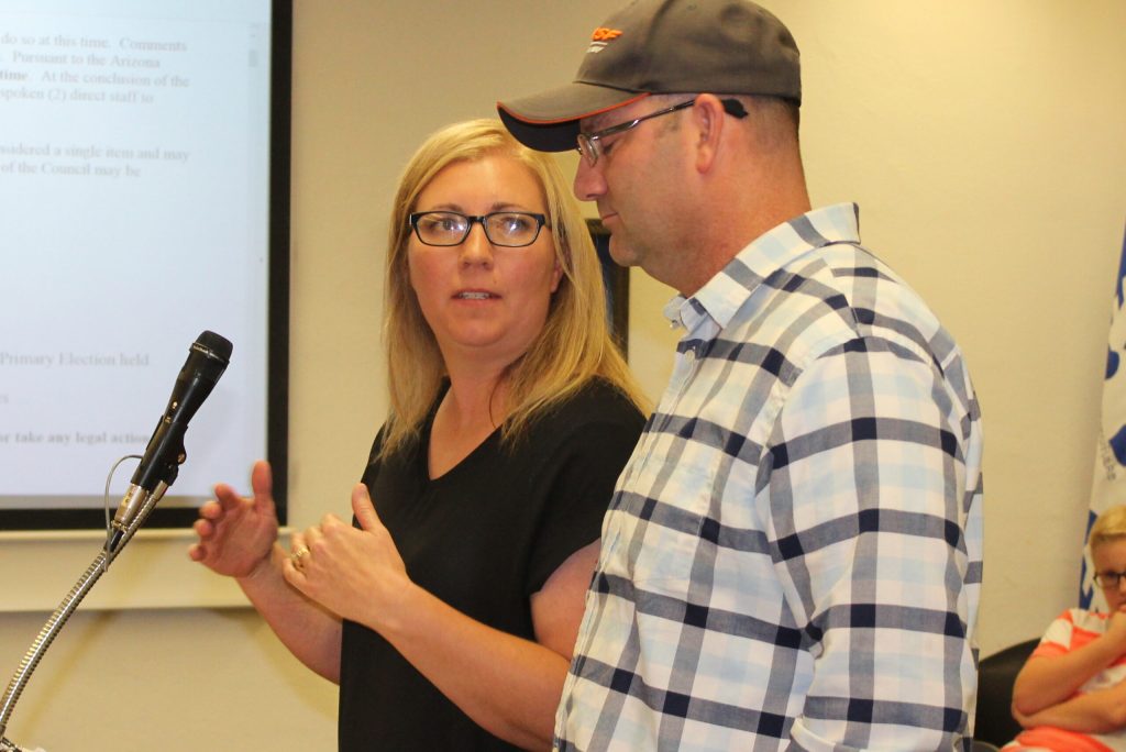 Photo by Toni GibbonsAngie and Mike Willis, new homeowners at the Snowflake Country Club, address the Snowflake Town Council regarding the disruption the golfers are bringing to their lives due to an easement established by the Snowflake Municipal Golf Course in 2001.