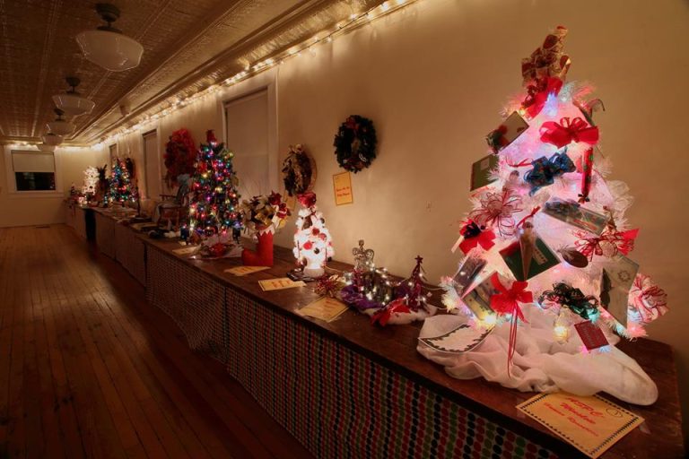 Winslow Festival of Trees4
