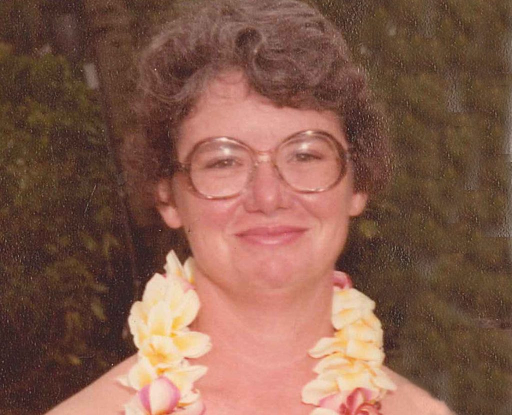 Obit Yates Linda