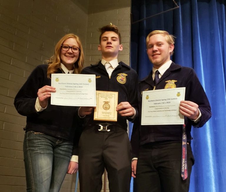 Photo courtesy of Snowflake High School FFASnowflake High School Students (left to right) Josalynn McIntyre, Caleb Johnson and Cody Rowell display the awards they received on Meat Evaluation. Individually, Rowell took first place and McIntyre took second place. As a team, the three students took first place.