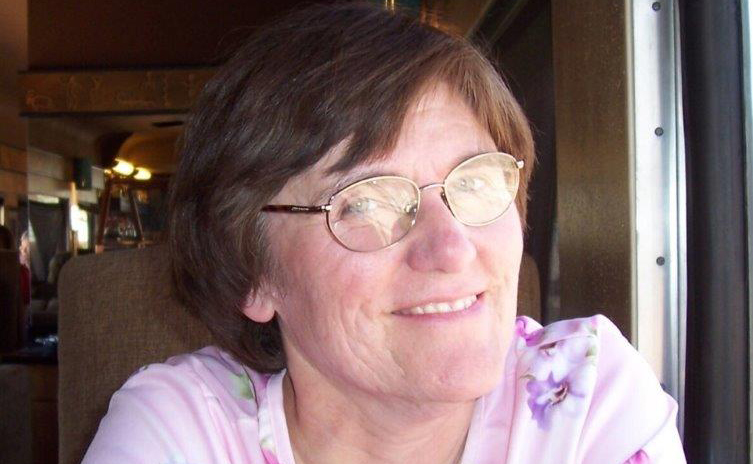 Obit Huish Denise2