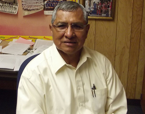 Tribune archivesRaul Mendoza, pictured here before his retirement as coach from Holbrook High School in 2016, was featured in the docuseries “Basketball or Nothing.”
