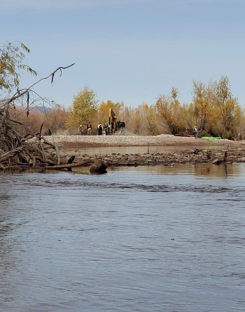 Photo courtesy of Rachel BergeOther kayakers scoured the area and excavators were enlisted to pull up the debris along the shore in the Tonto Basin.