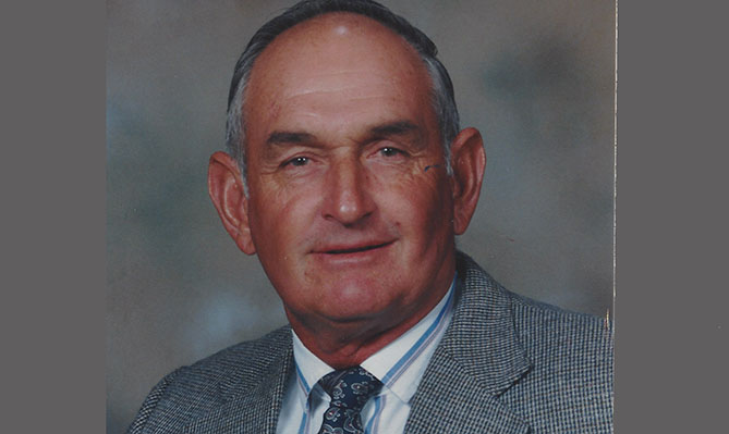 Obit W Hancock Dale