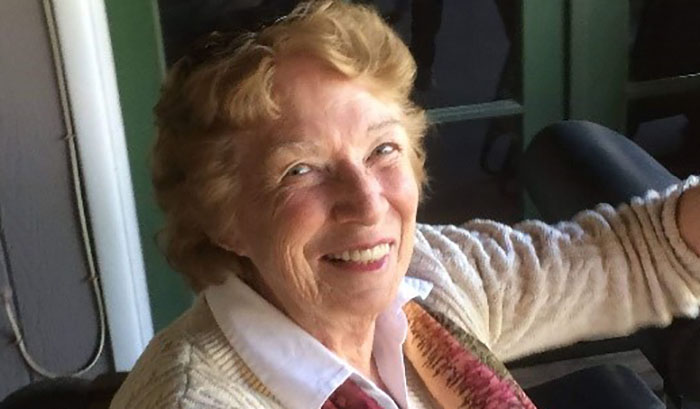 Obit Andrews Esther