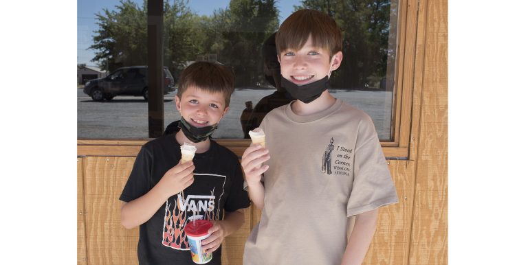 Photo by Talaina KorQueen Creek residents Brody (left) and Karl (right) Bridges stop by Esther’s Diner for ice cream on their way to visit family in Taylor.