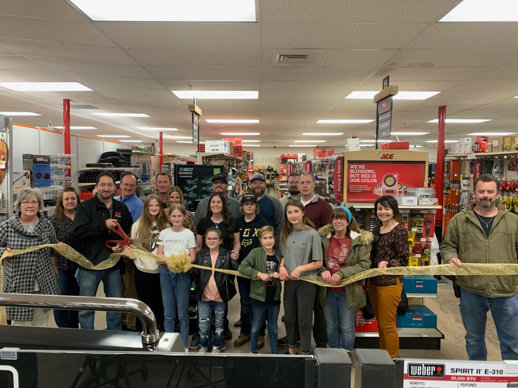 Photo courtesy of the Snowflake/Taylor Chamber of CommerceThe Snowflake/Taylor Chamber of Commerce welcomes the new owners of Ace Hardware in Snowflake, Terril Kay, Brian Kay and their families, with a ribbon cutting. Check out the newly expanded Ace Hardware at 791 S. Main St. in Snowflake. Call (928) 536-4756.