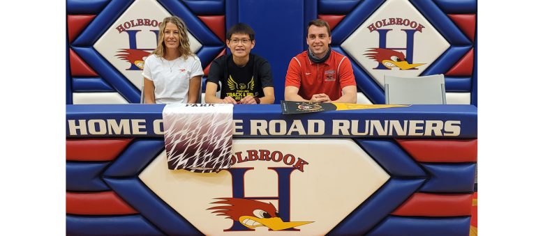 Photo courtesy of Greg Perkins Holbrook High School senior Damien Clark (center) signed to attend Park University in Gilbert to compete in track and cross country for the NAIA Buccaneers this fall. He is pictured with Holbrook head coach Zane Morgan (right) and assistant coach Lelia Demuth (left).