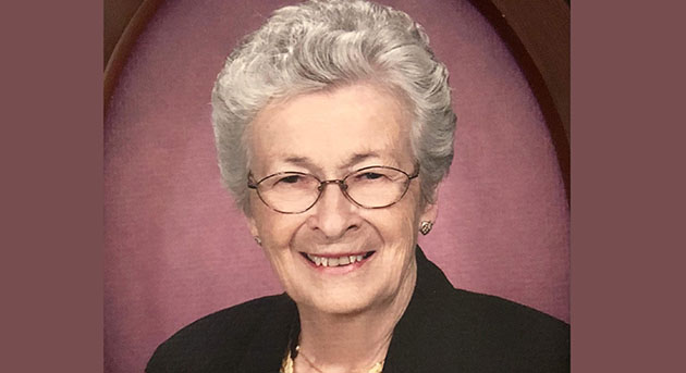 W Obit Moore Edna