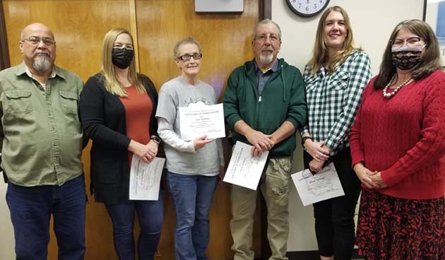 WUSD employees recognized for their workPhoto by L. ParsonsThe Winslow Unified School District Governing Board recognized employees of the month of December last week. Pictured are (left to right) Otis Lunsford, Gina Williams, Julie Thomas, Chuck Hodge, Marie Putman and Superintendent Connie Gover. Also recognized was Afton Foster who is not pictured.